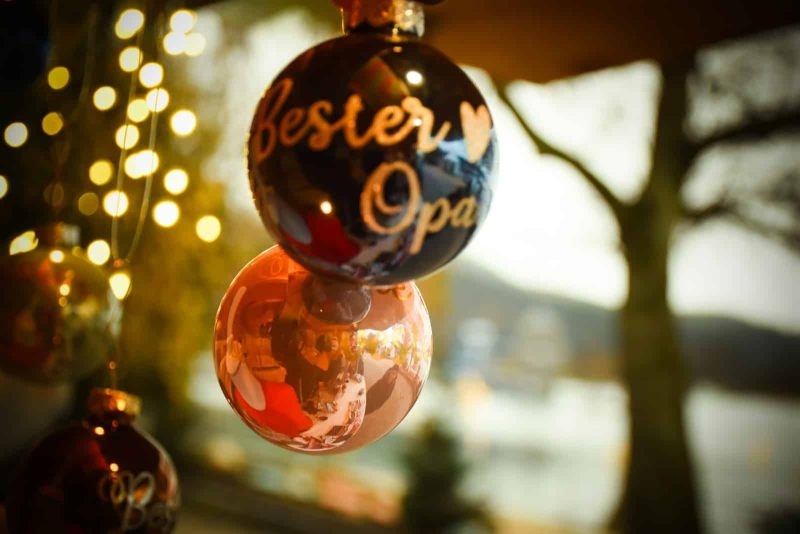 Weihnachtsgrüße für Eltern und Großeltern – herzliche und besondere Wünsche in der Familie